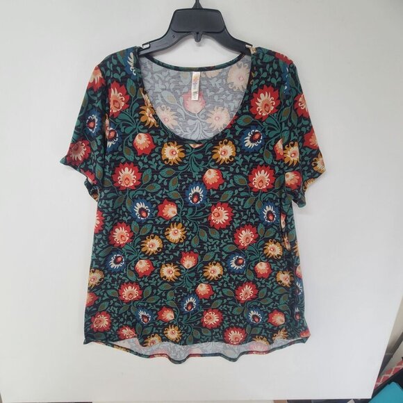 LuLaRoe Tops - LulaRoe Women's Short Sleeve Knit Pullover Top Multi Colore Floral Size 3X